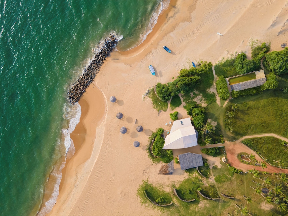 Elements Beach & Nature Resort 37/50