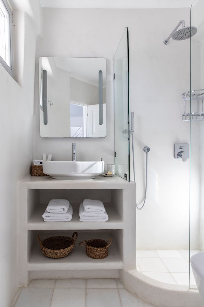 AQUA BREEZE VILLAS NAXOS 49/50