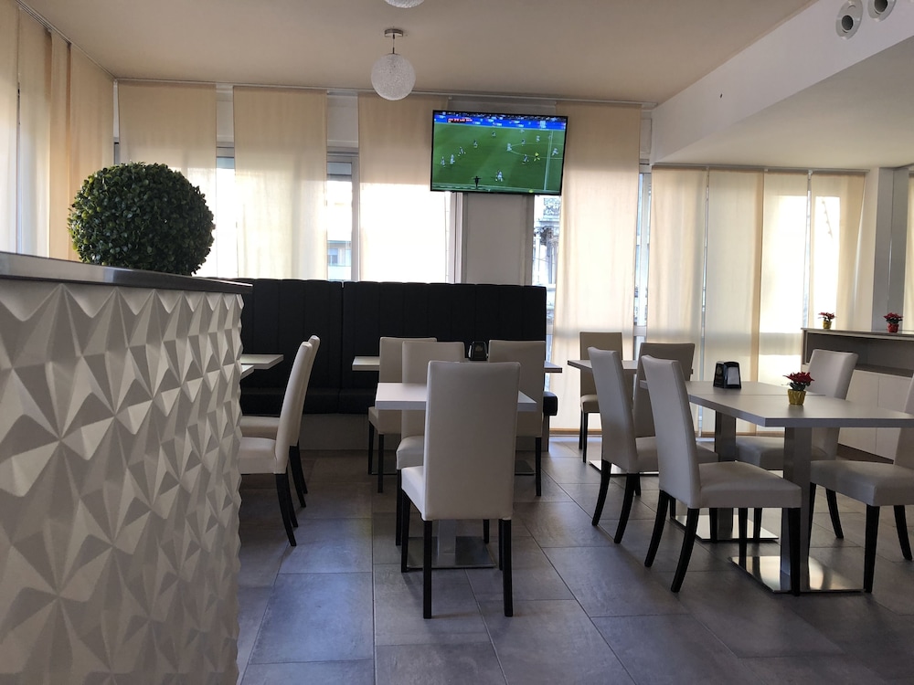 Hotel Stradivari 39/50