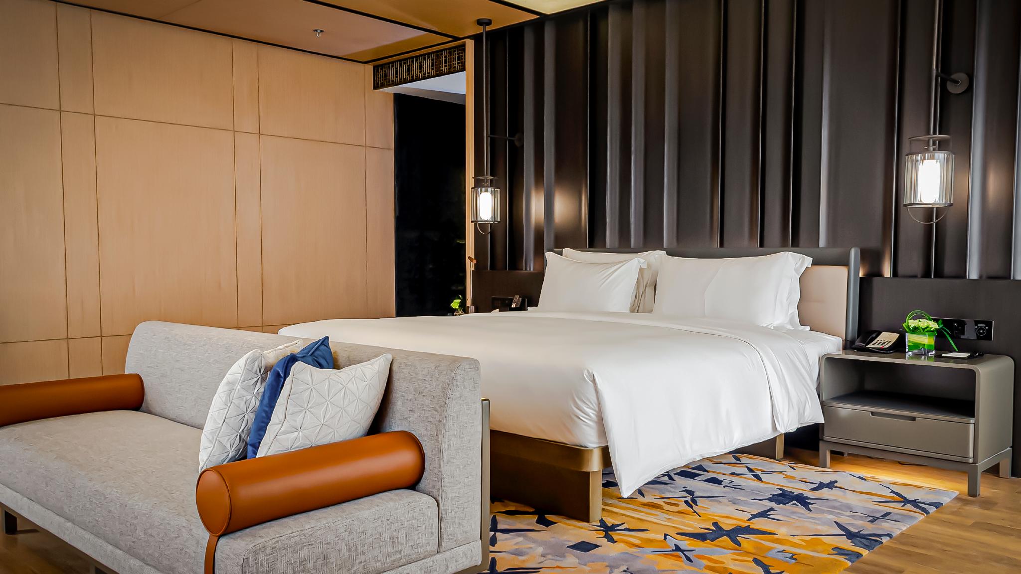 Palace, Executive, Suite, King Bed