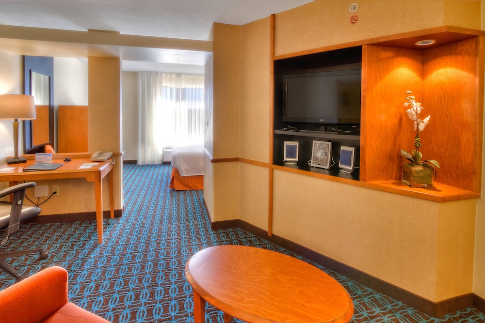 Fairfield Inn Suites Edmond 16/24