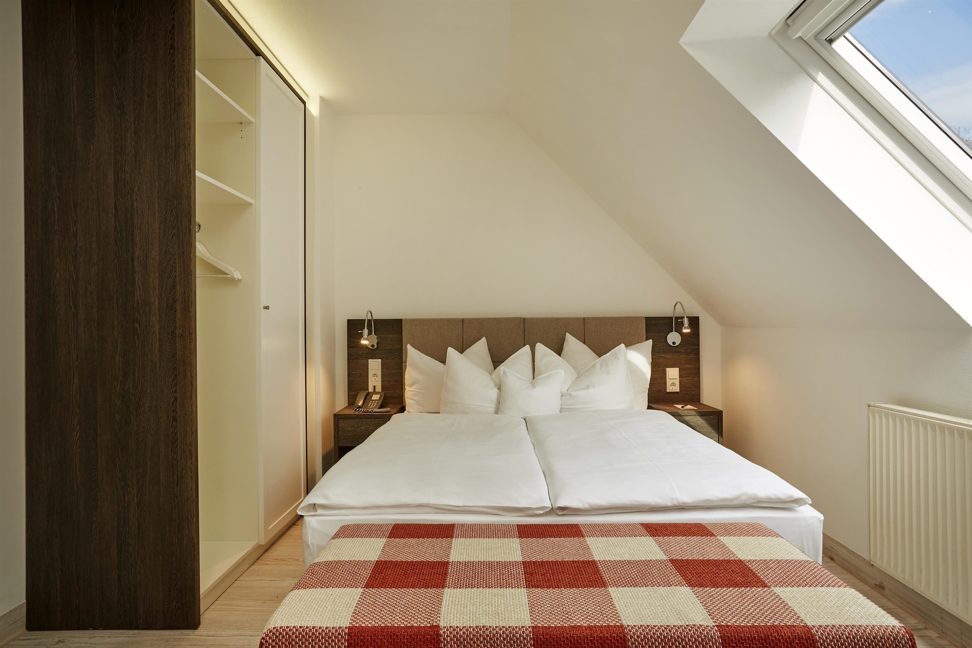 1 BEDROOM, SUPERIOR, DOUBLE OR TWIN BED