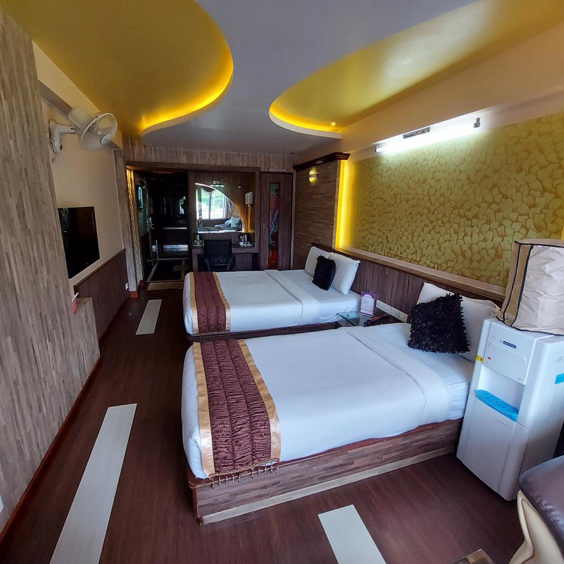ASTORIA RESIDENCY 14/55