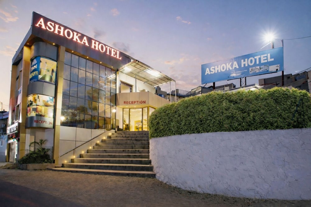ASHOKA HOTEL 3/55
