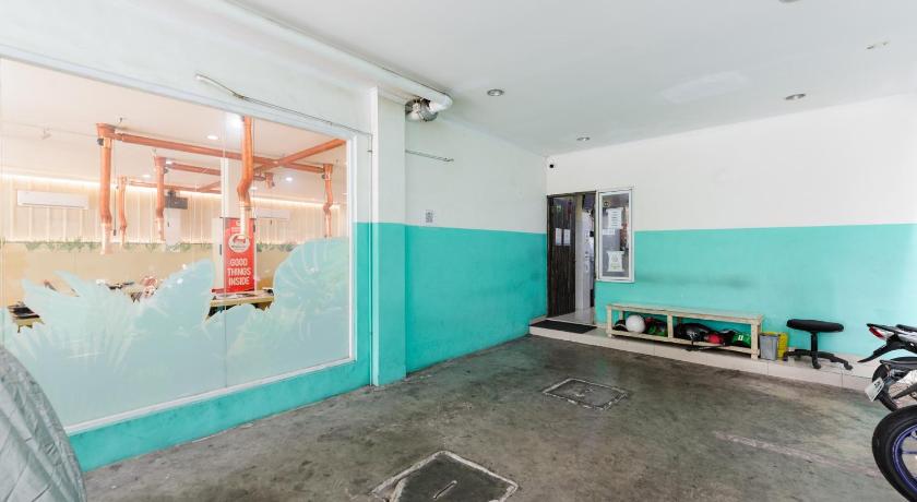 Reddoorz Plus Near Mall Ciputra Jakarta 36/51