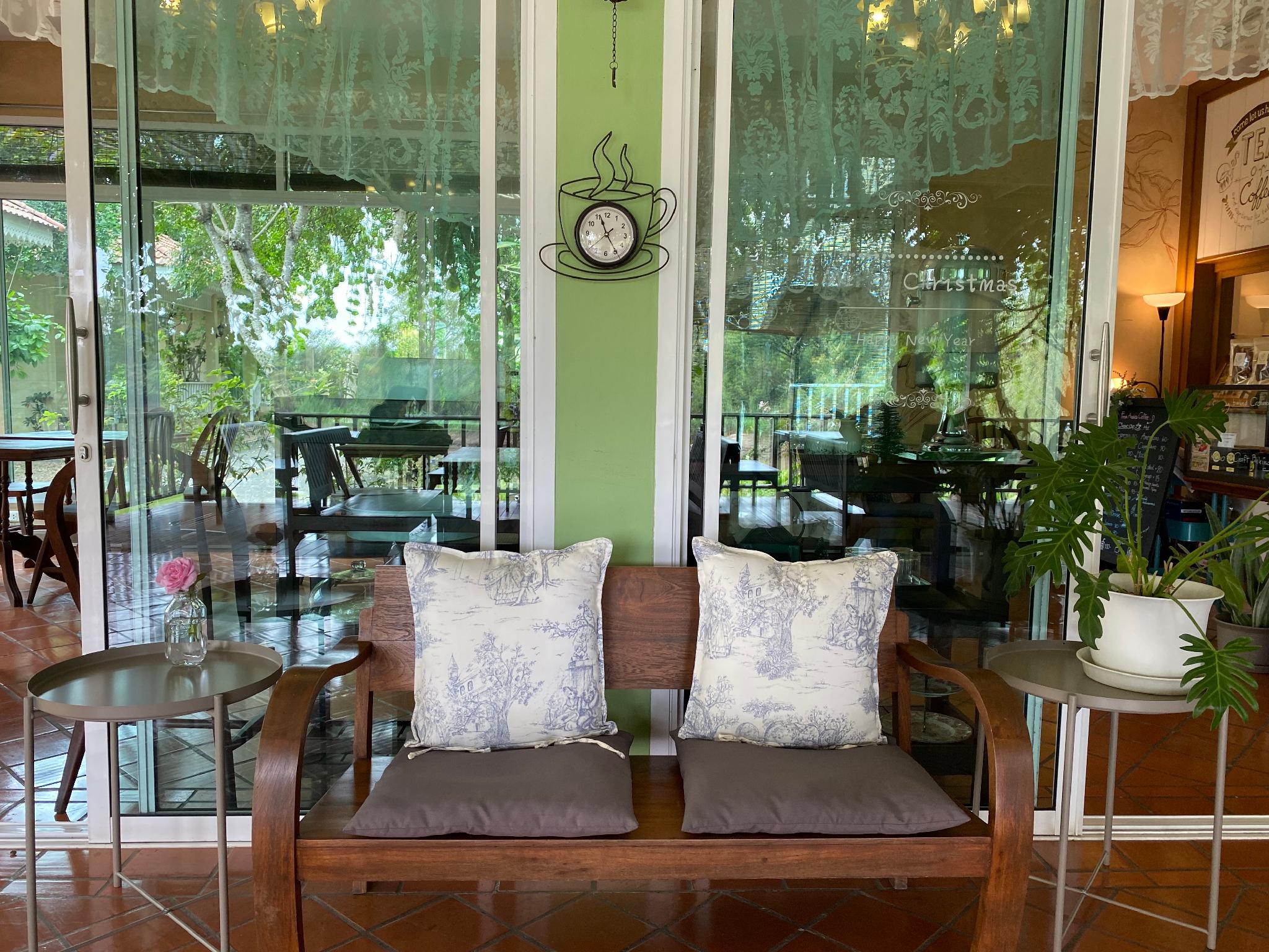 Ruen Maihom Riverside Cottage 32/63