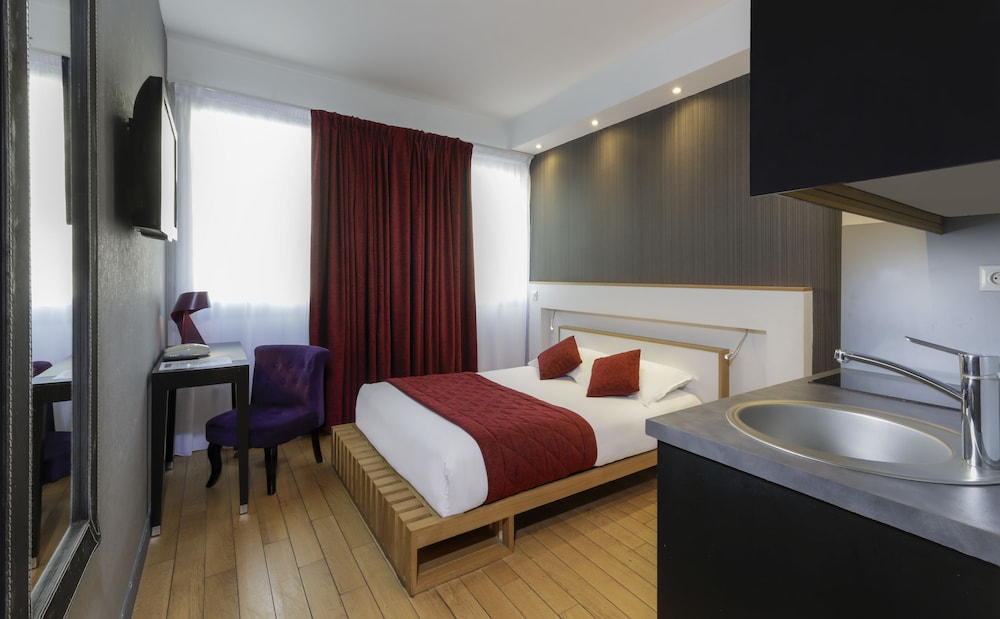 AMBRE HOTEL 5/39