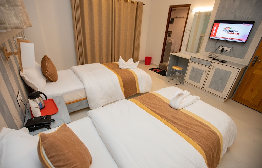 Hotel Visitors Inn P. Ltd 17/31