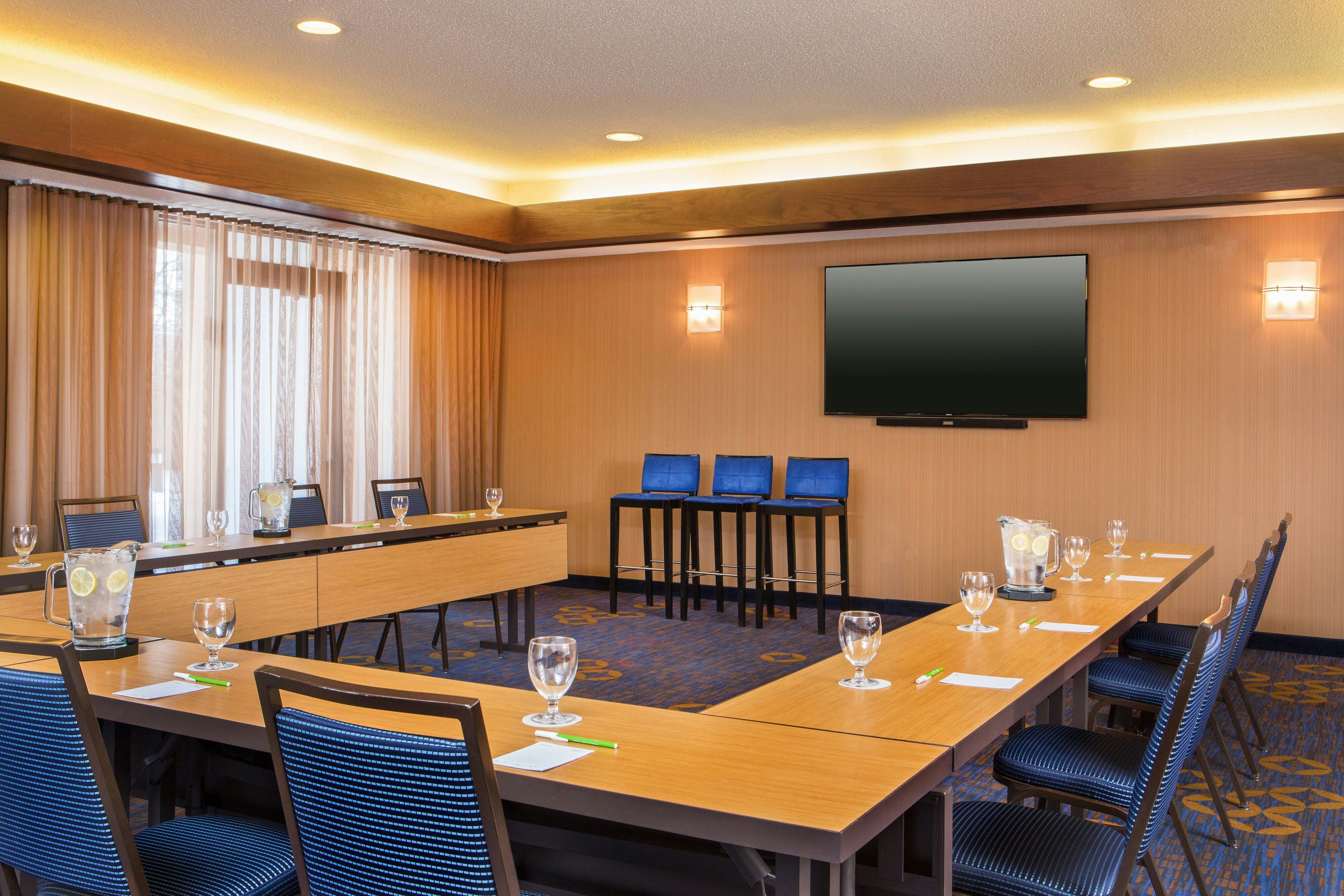 Courtyard by Marriott Hartford Manchester 16/18