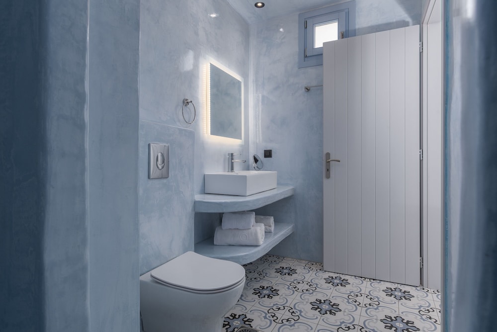 Sole doro Luxury Suites Santorini 47/50