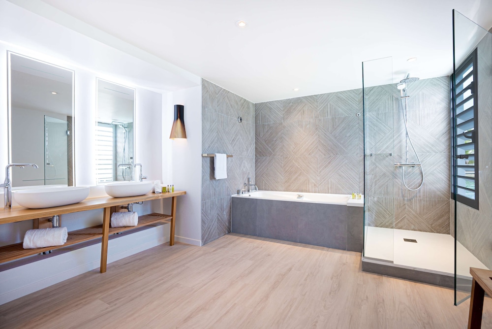 DoubleTree by Hilton Noumea Ilot Maitre Resort 11/64