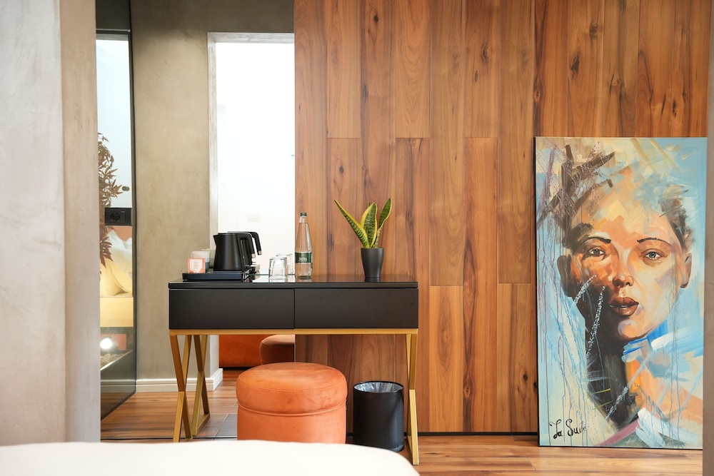 La Suite Boutique Hotel 12/58