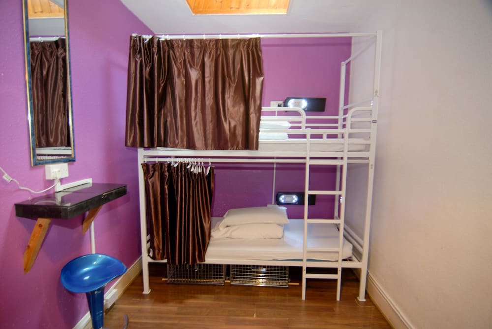 Book a Bed Hostels (ex. Venture Hostel) 6/64