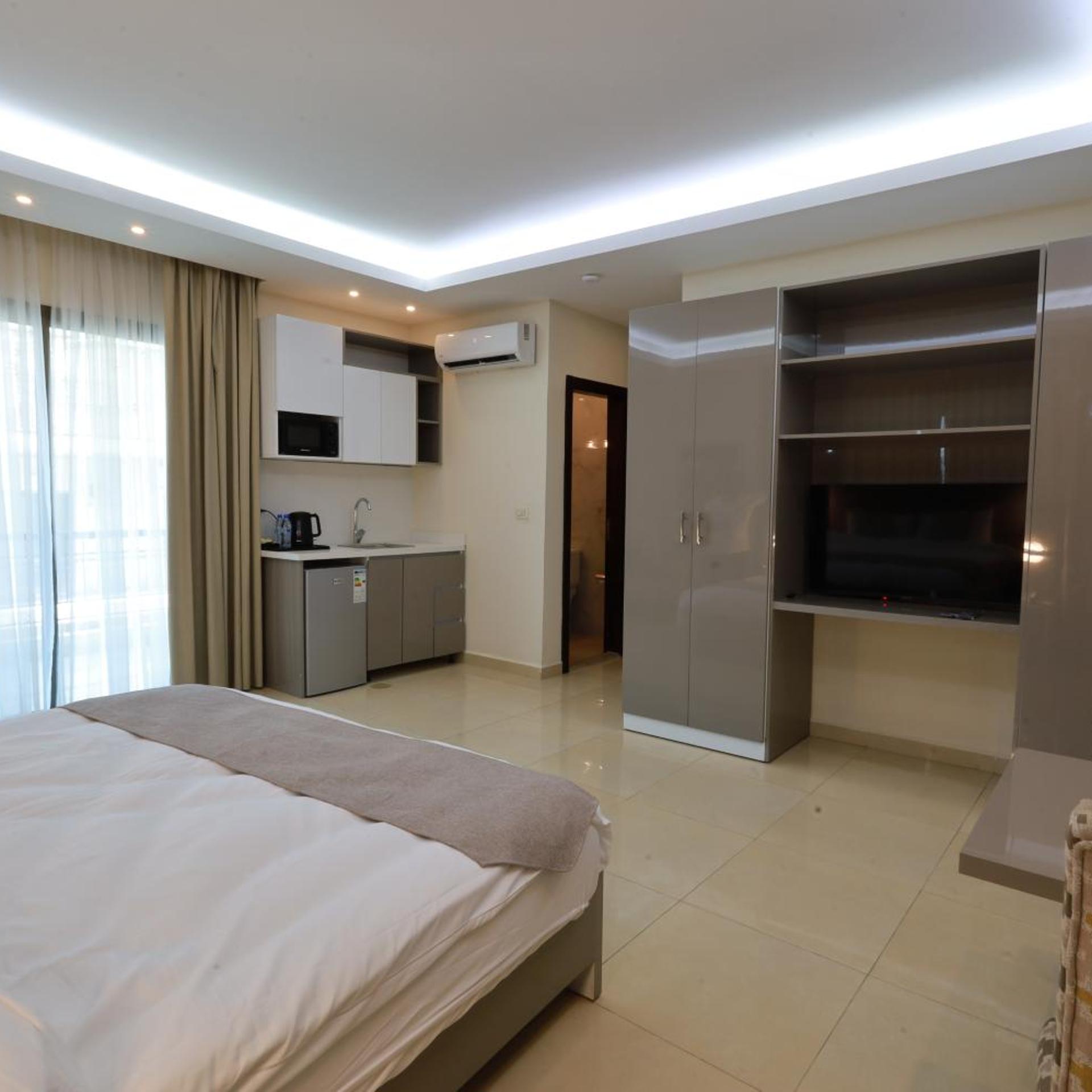 Palm Boutique Suites Hotel, Beirut 9/25