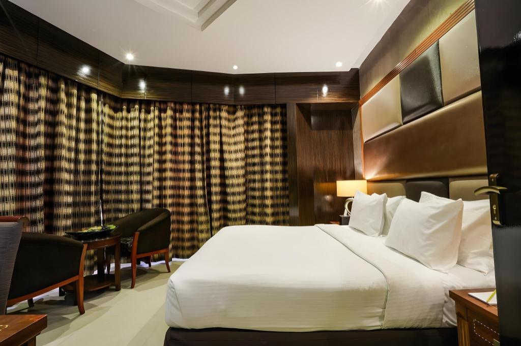 Vendome Plaza Hotel