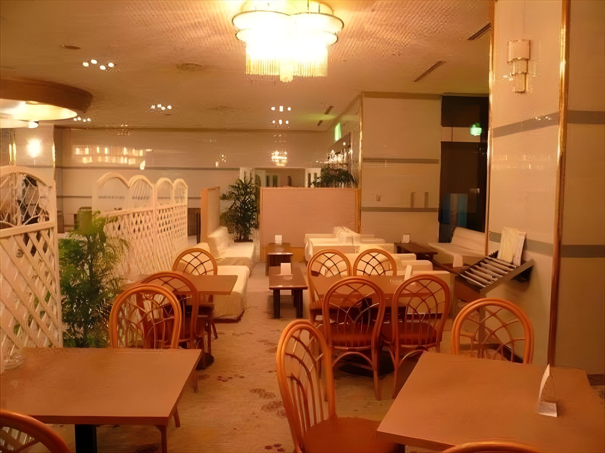 Kanonji Grand Hotel 27/37