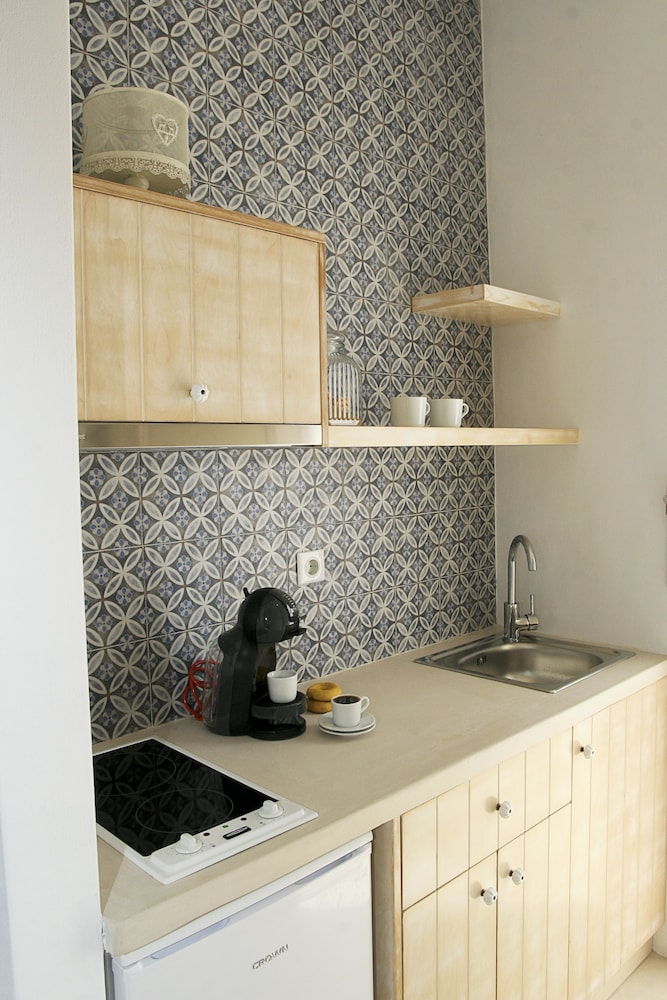Anatoli Luxury Studios & Suites 41/50
