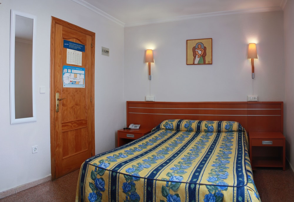 Hostal Pensimar 10/64
