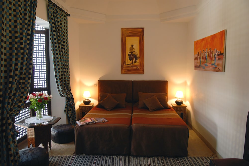 Riad Aubrac 18/75