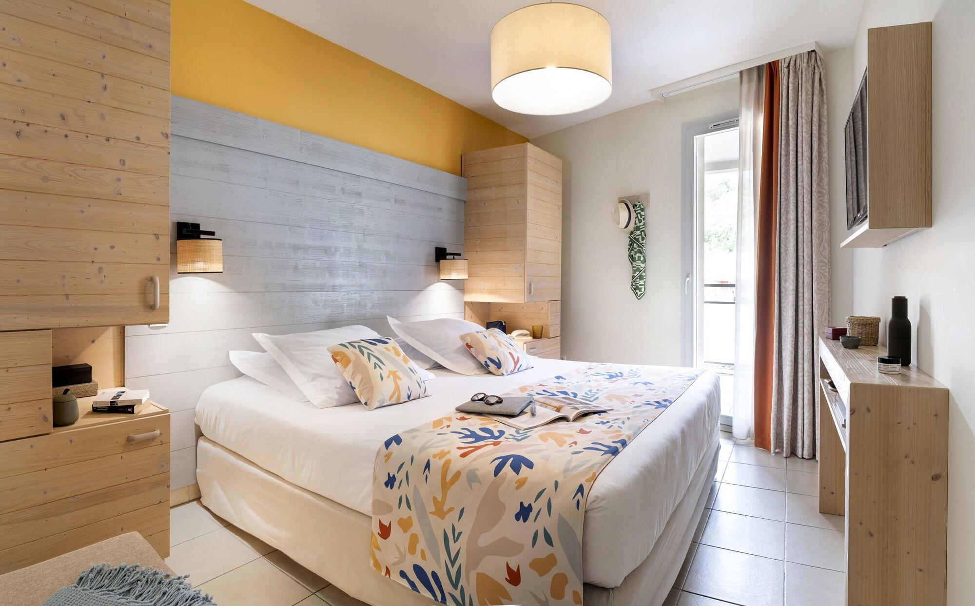 1 Bedroom, Renovated, Apartment