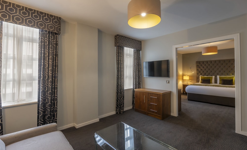 Hotel Riu Plaza The Gresham Dublin 55/73