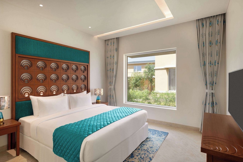 Sunrise, Suite, King Bed