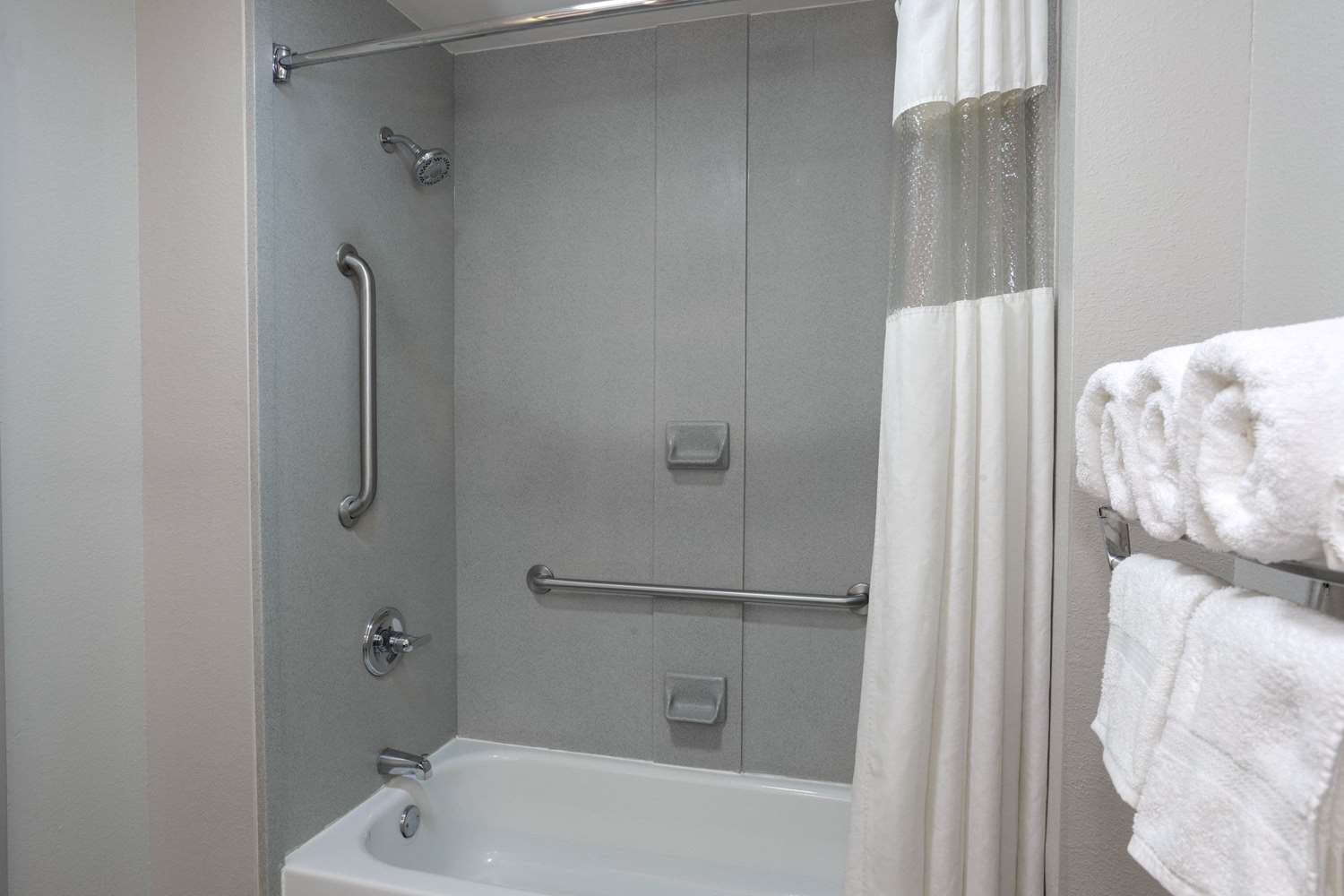 La Quinta Inn Suites By Wyndham Mobile Daphne 43/44