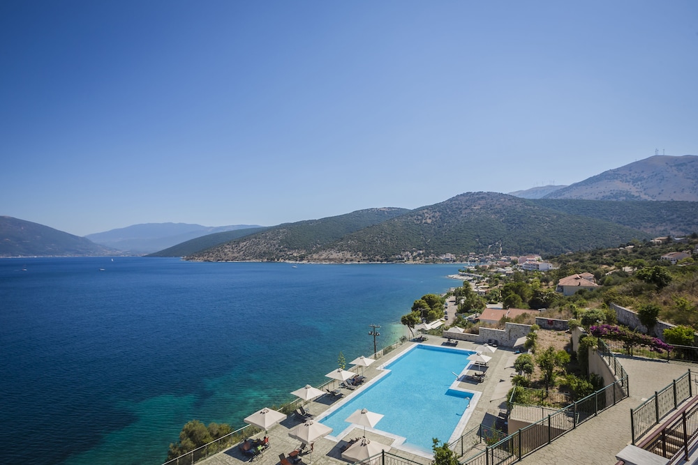 Kefalonia Bay Palace by GHH 45/50