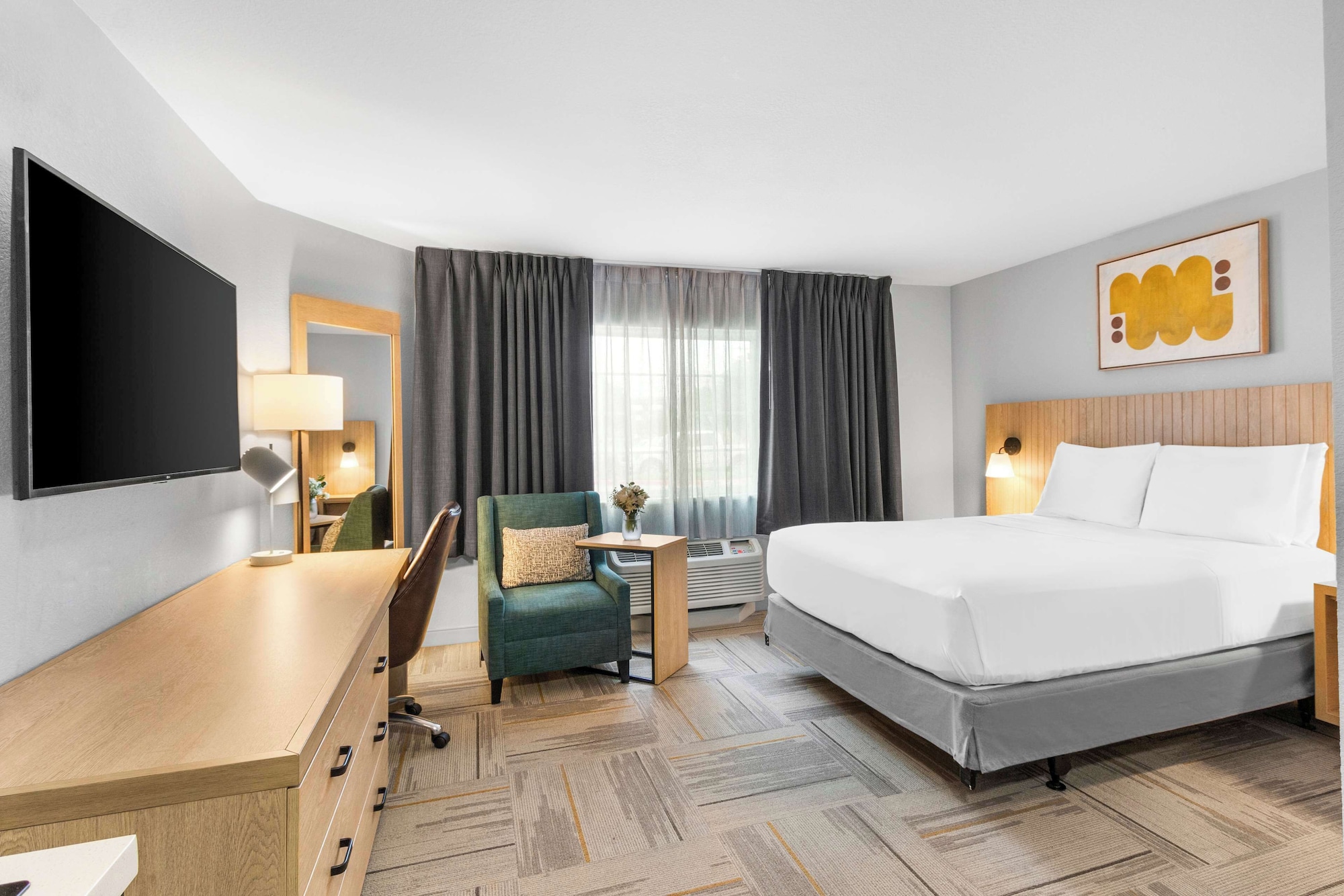 STUDIO, SUITE, QUEEN BED, ACCESSIBLE