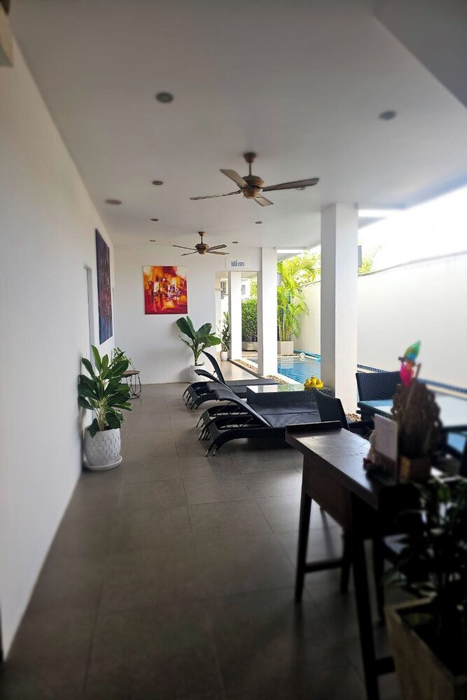 One World One Home Naiharn Hotel by ZUZU 33/50
