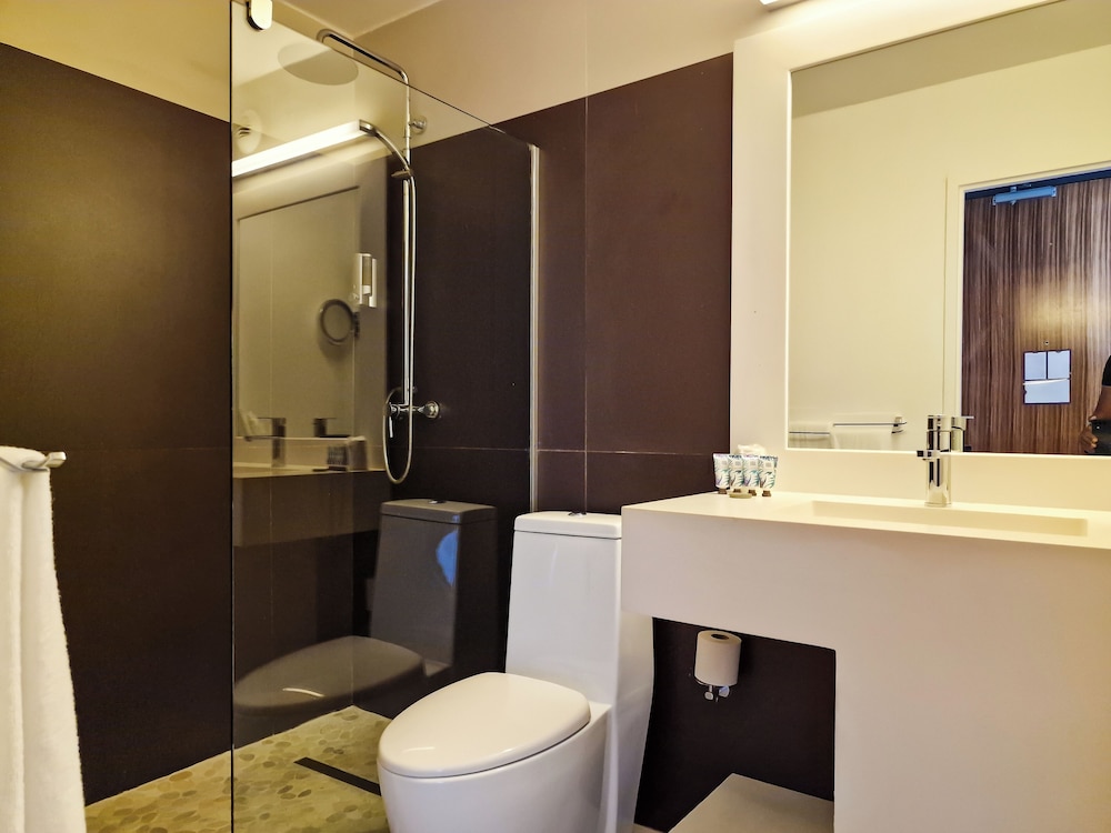 Hommage Hotel Residences 48/50