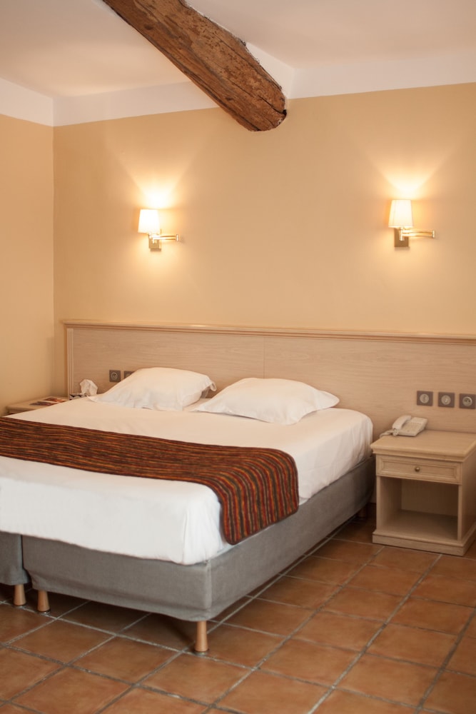 Hotel Artea 9/28