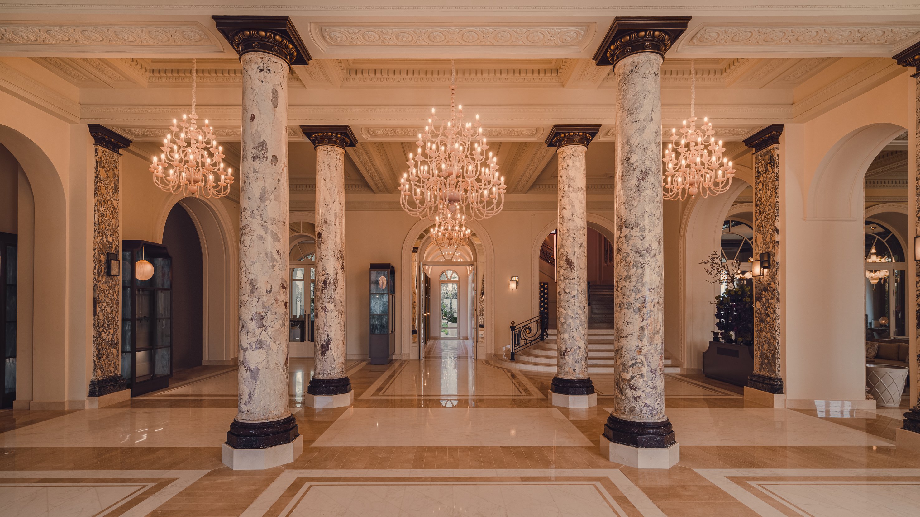 Carlton Cannes, a Regent Hotel 23/50