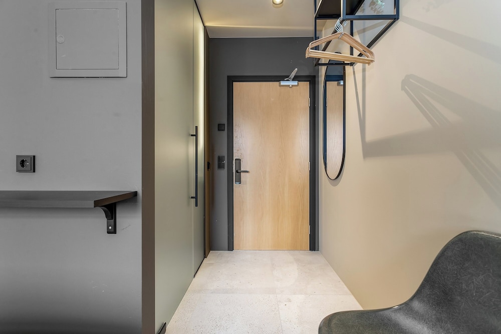 Arctic Comfort Hotel 27/50