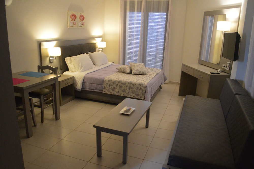 CHRISTINA BEACH HOTEL 23/65