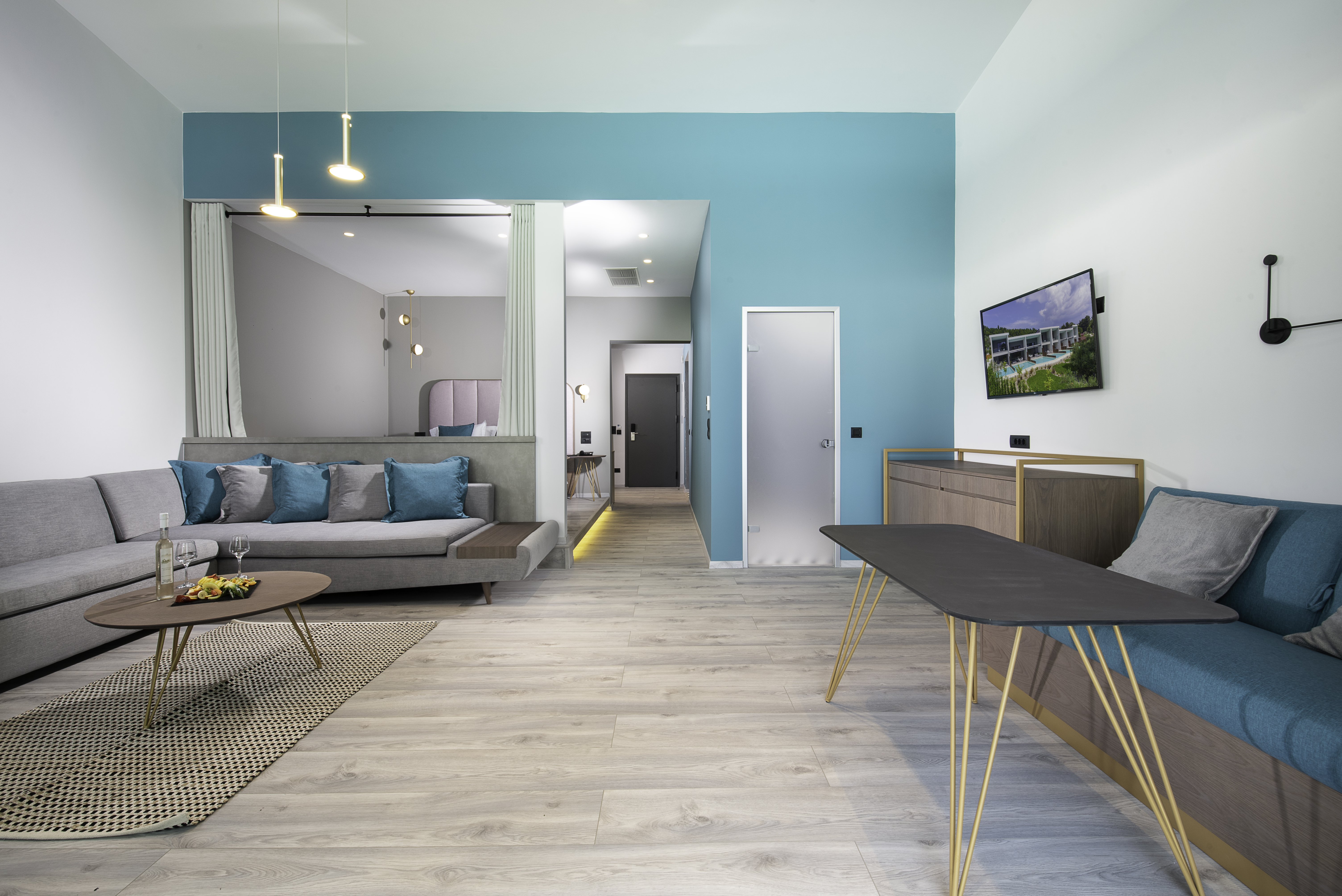 Lagomandra Beach Hotel and Suites 48/71
