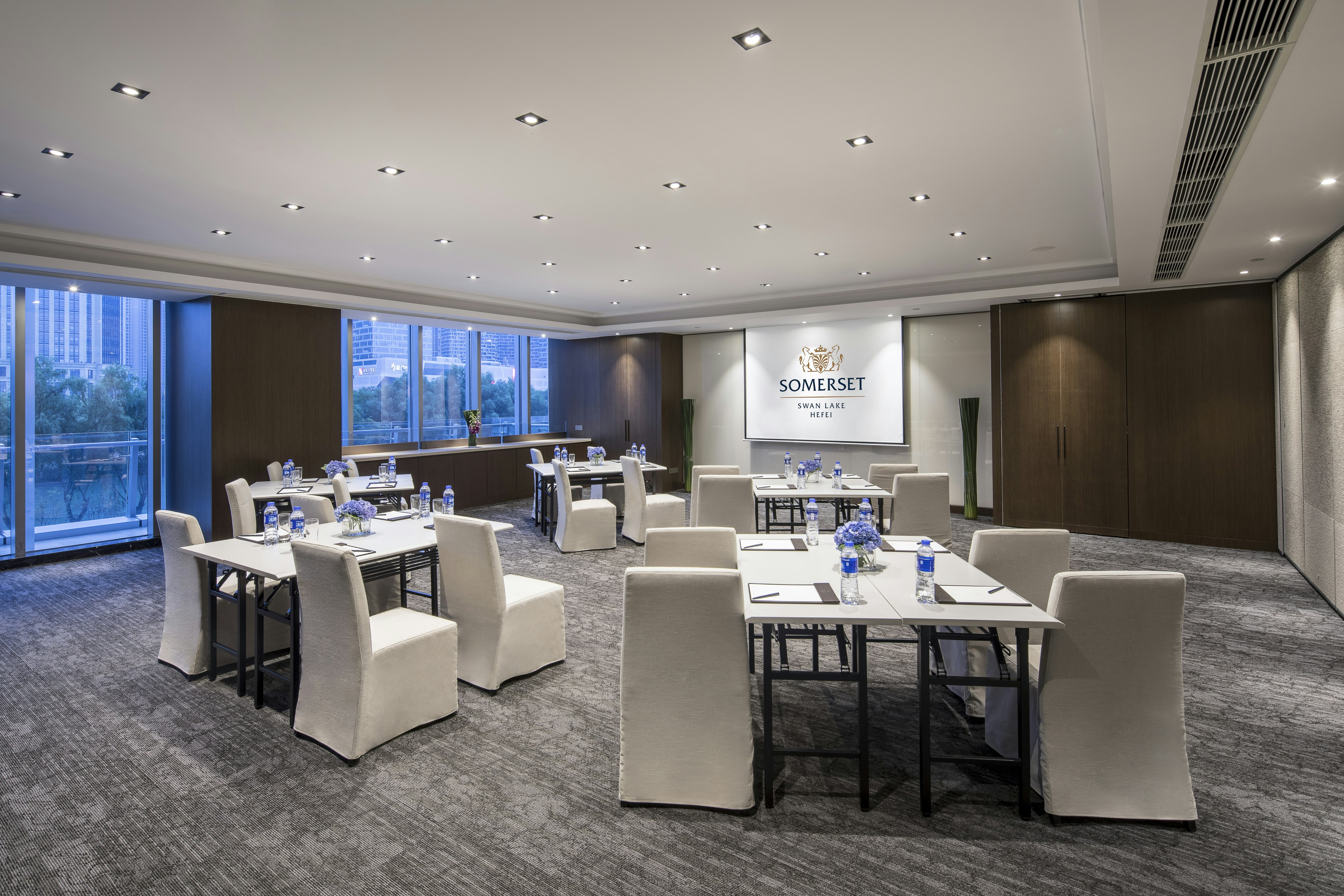 SOMERSET SWAN LAKE HEFEI 59/69
