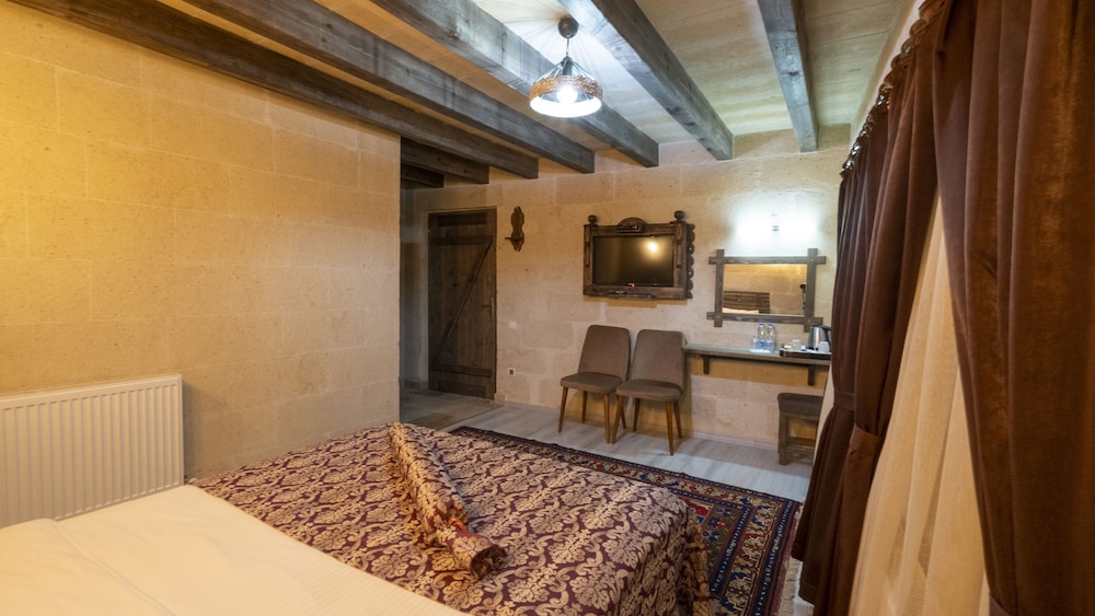 In Stone House 32/46