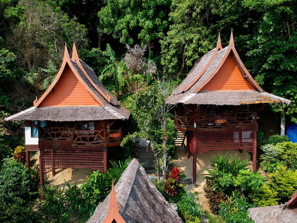 Phi Phi Relax Beach Resort 3/71