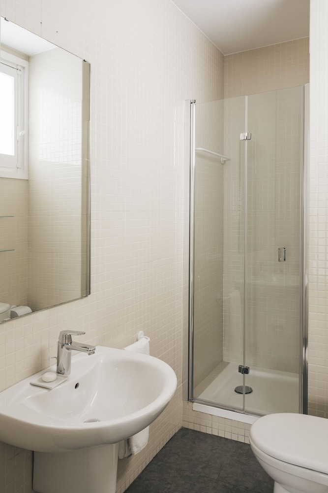 Barcelona Apartment Val 49/49