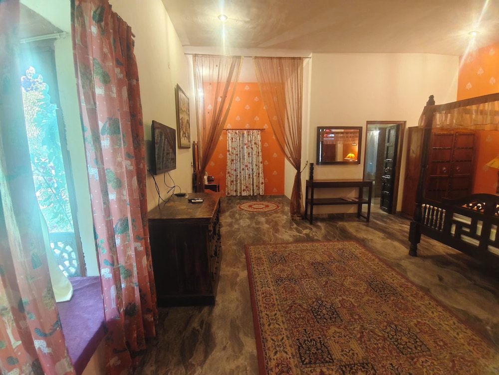 PUSHKAR FORT 8/50