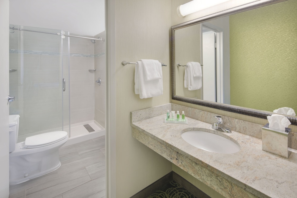 Holiday Inn Charlottesville-Univ Area 12/59