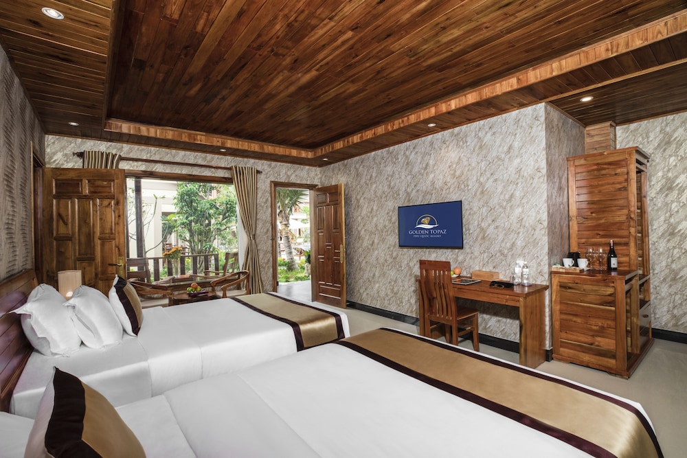 Golden Topaz Resort 14/61