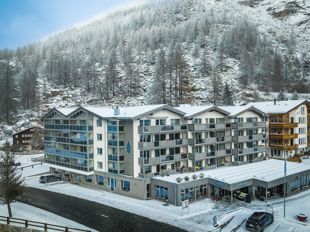 Kristall Saphir Hotel 2/74