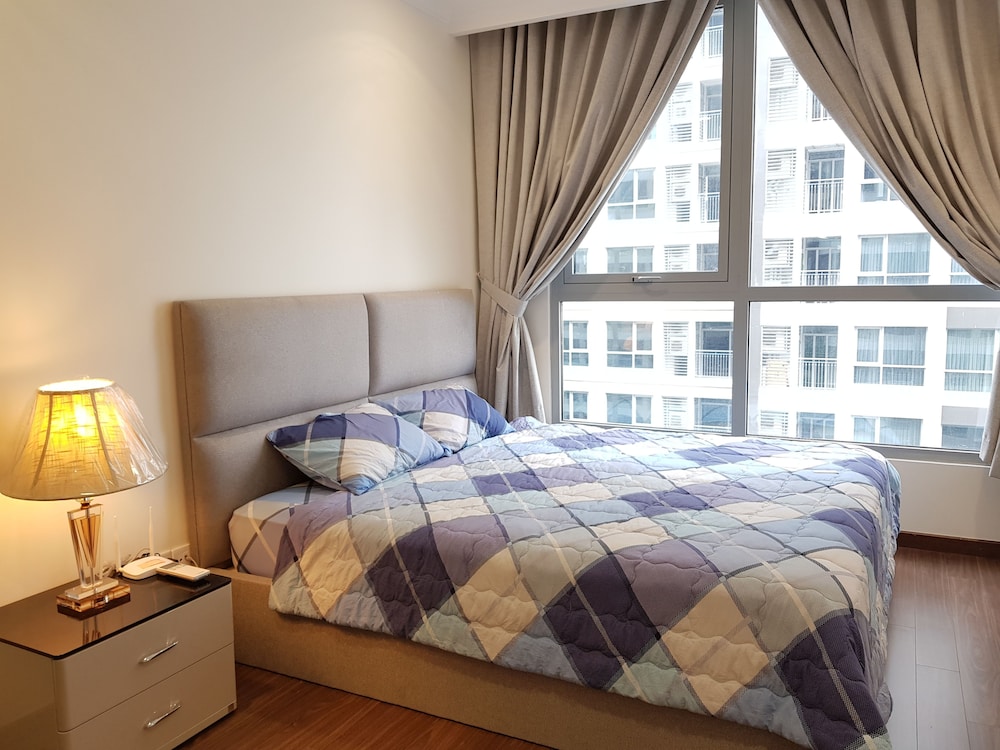 The Berry Luxury Serviced Apartment 15/50
