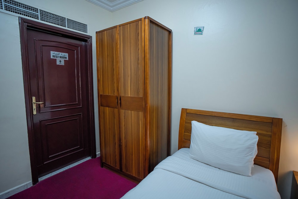 Al Karnak Hotel 27/44