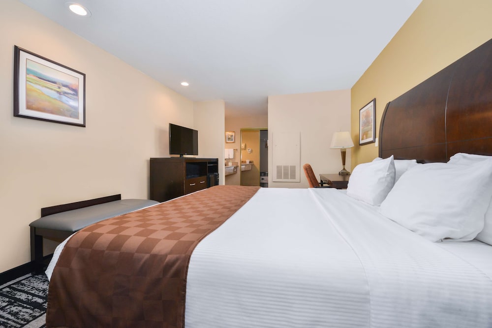 Best Western Plus Meridian Inn & Suites, Anaheim-Orange 9/31