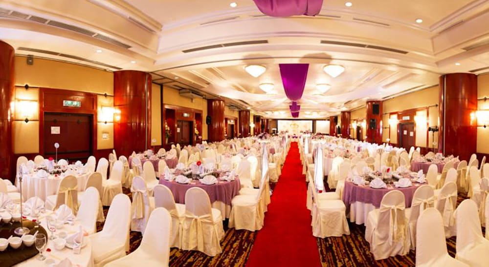 Rainbow Paradise Premium Resort Tanjung Bungah 49/50