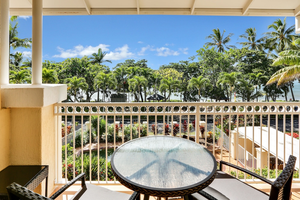 On the Beach Holiday Apartments 53/68
