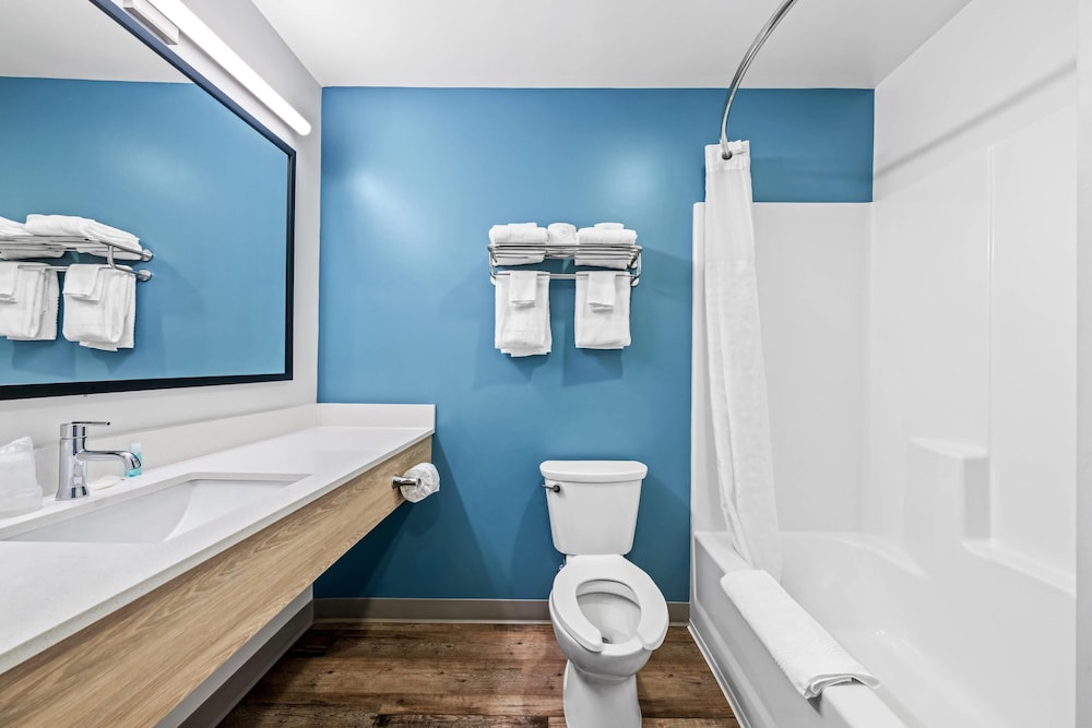 WoodSpring Suites Winston-Salem near Hanes Mall 56/61